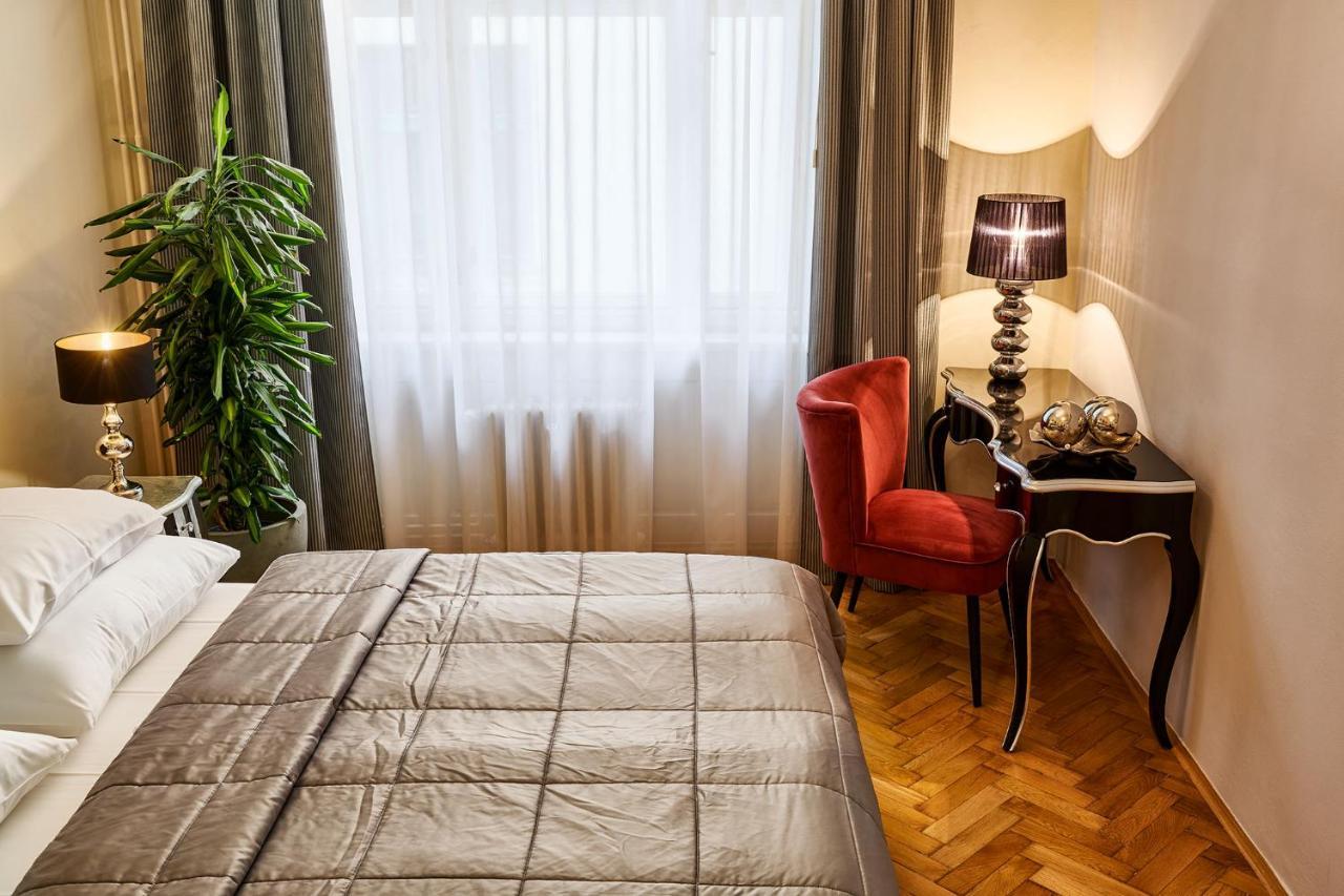 Apartament Pragueone Apartment,a/c,terrace