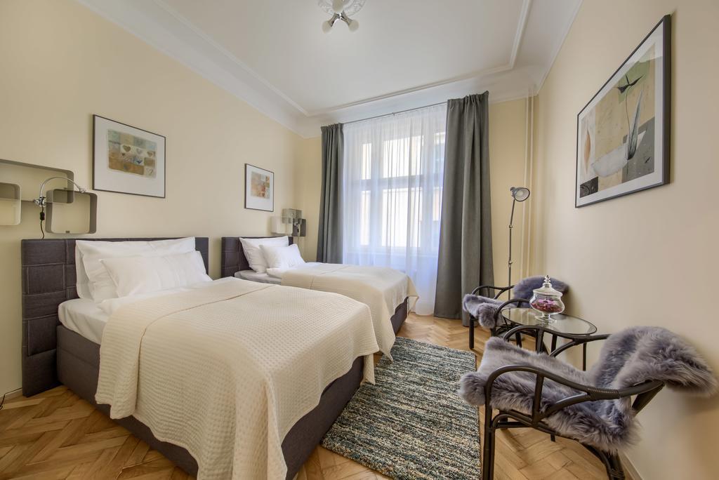 Apartament Pragueone Apartment,a/c,terrace Praga